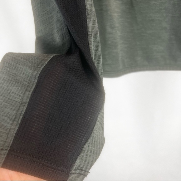 The North Face Women's Gray/ Black Long Sleeve Top Size: S - Picture 9 of 12